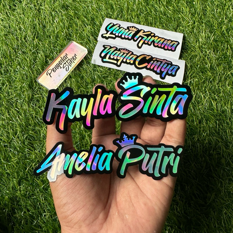 

Stiker Nama Custom Hologram Lis Hitam