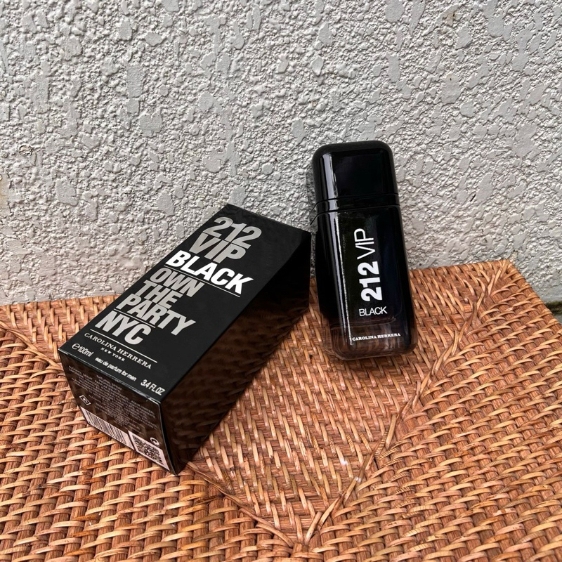 [ 100% ORIGINAL SINGAPORE ] PARFUM 212 VIP BLACK 100ml