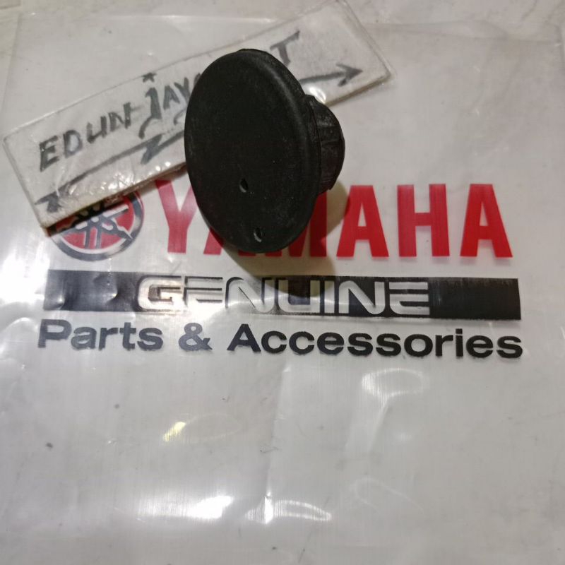 karet tutup segitiga bawah yamaha nmax 150 old 155 aerox 155 lexy freego