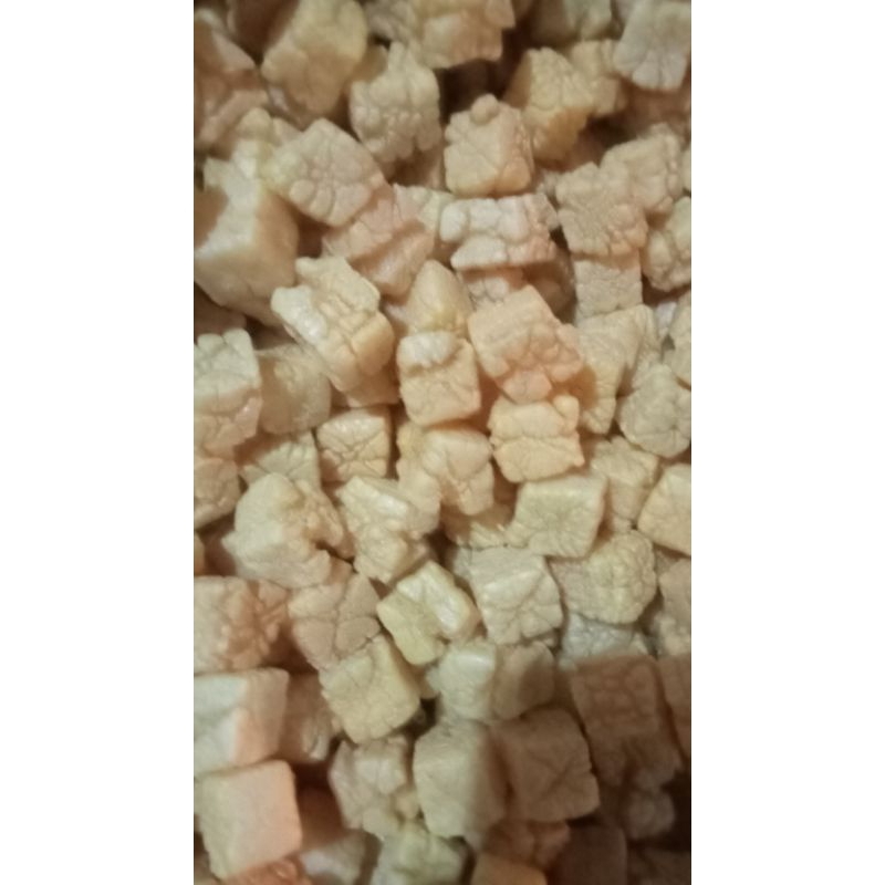 

kerupukdadukerupuktahu