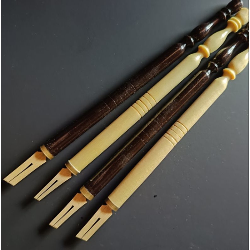 

Qalam/Kalam dekorasi untuk cat belah 1