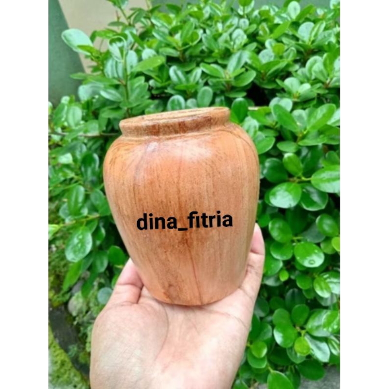 vas bunga motif guci kayu mahoni