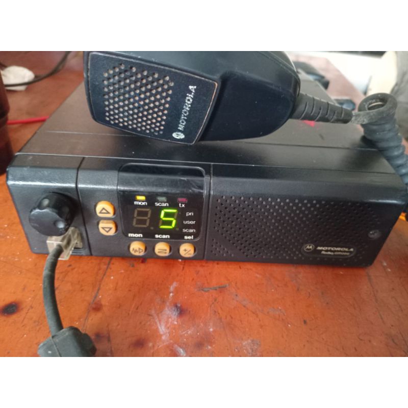 Motorola GM 300 vhf 30 Watt normal