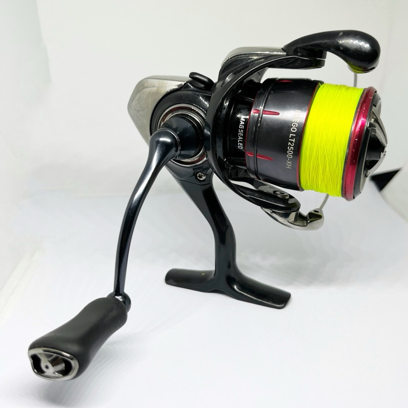 Second Reel Pancing Daiwa Fuego LT2500-XH Kondisi Baik