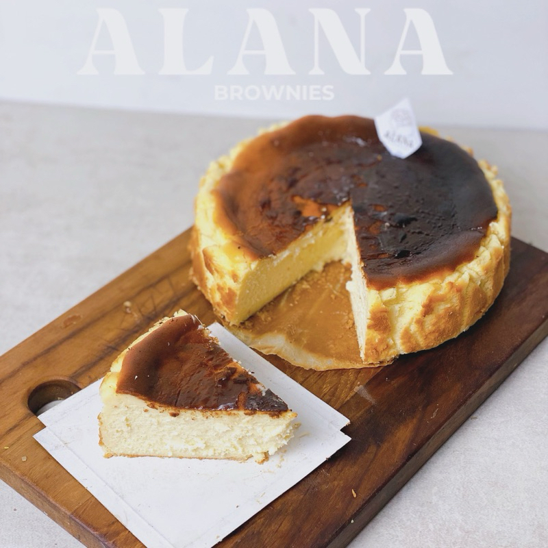 

(BISA KIRIM SEJATIM) Basque Burnt Cheesecake | cake gluten free | Alana Brownies