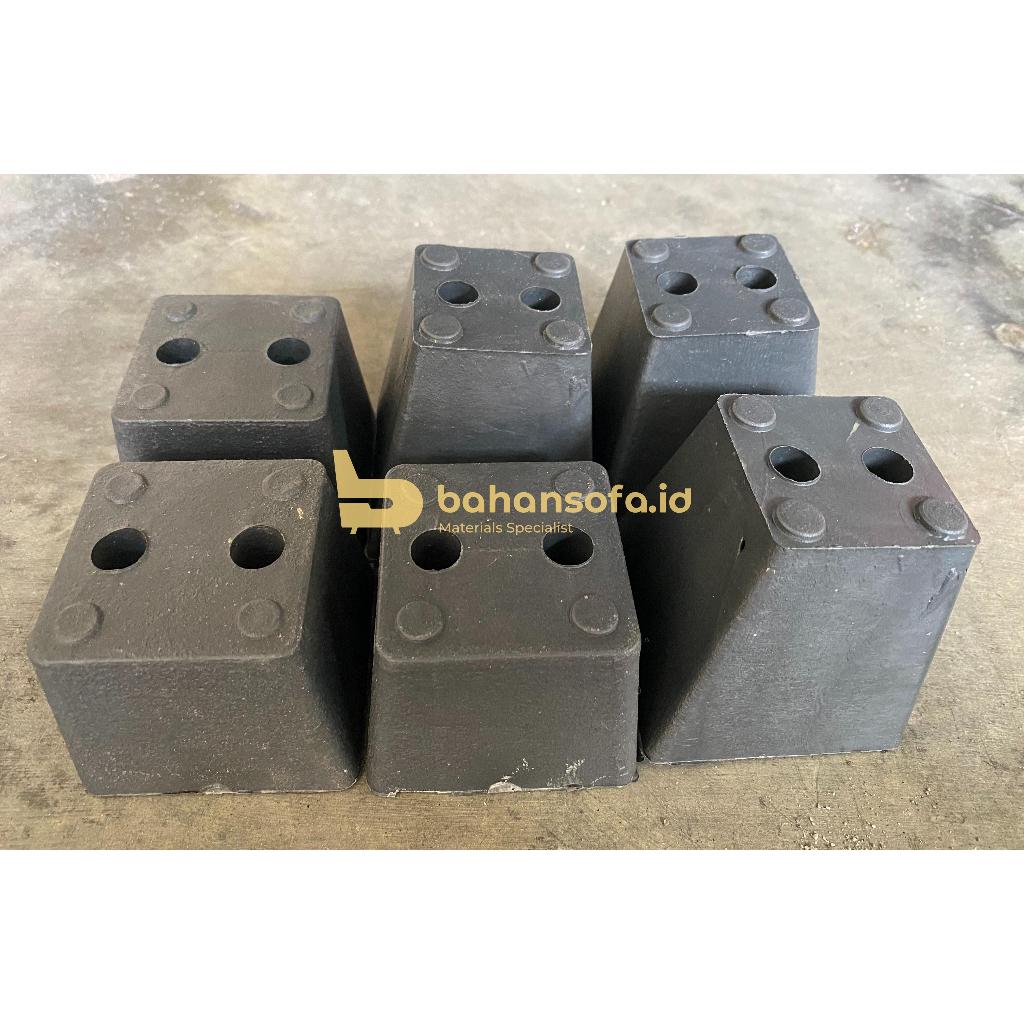 KAKI SOFA PLASTIK PIRAMID / KAKI SOFA BENTUK PYRAMID PLASTIK / KAKI PLASTIK PIRAMID / KAKI KURSI PLA