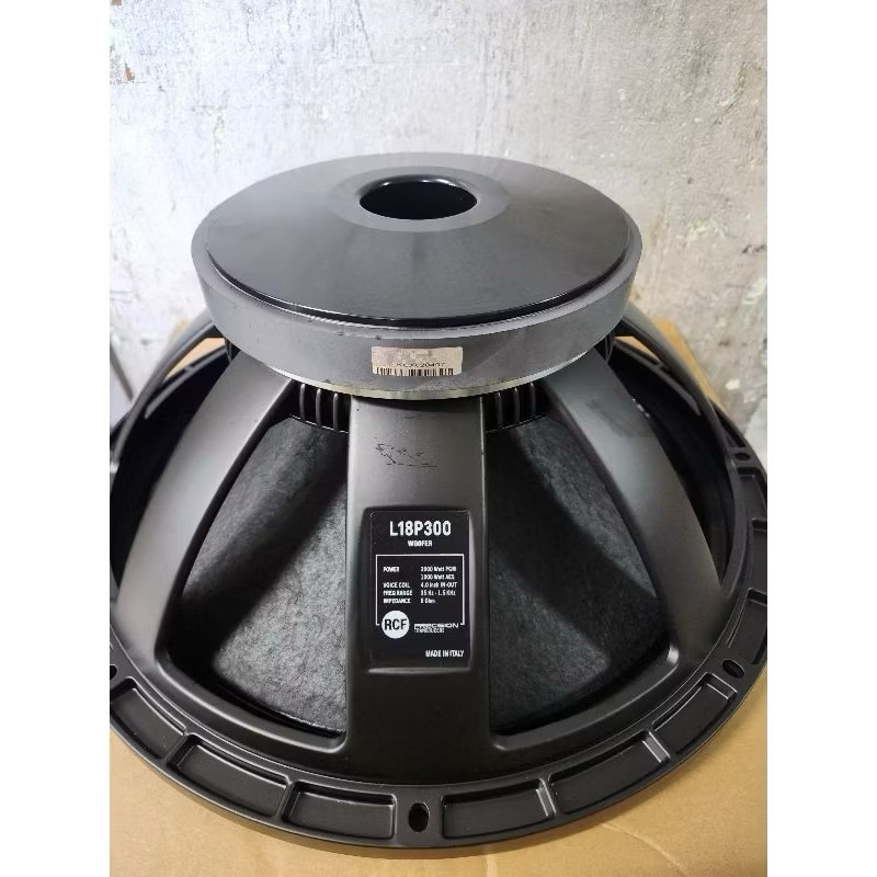 Speaker KOMPONEN RCF 18 P300 / RCF 18 P300 18 inchi