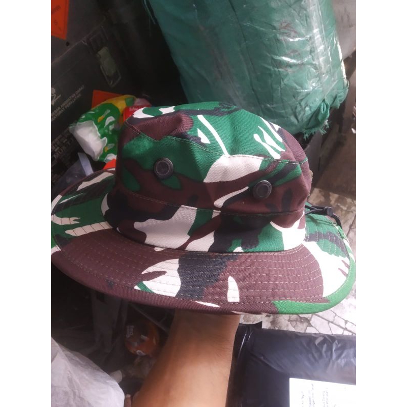 Topi Rimba  velbed Lingkar Besi Waterproof Terbaru
