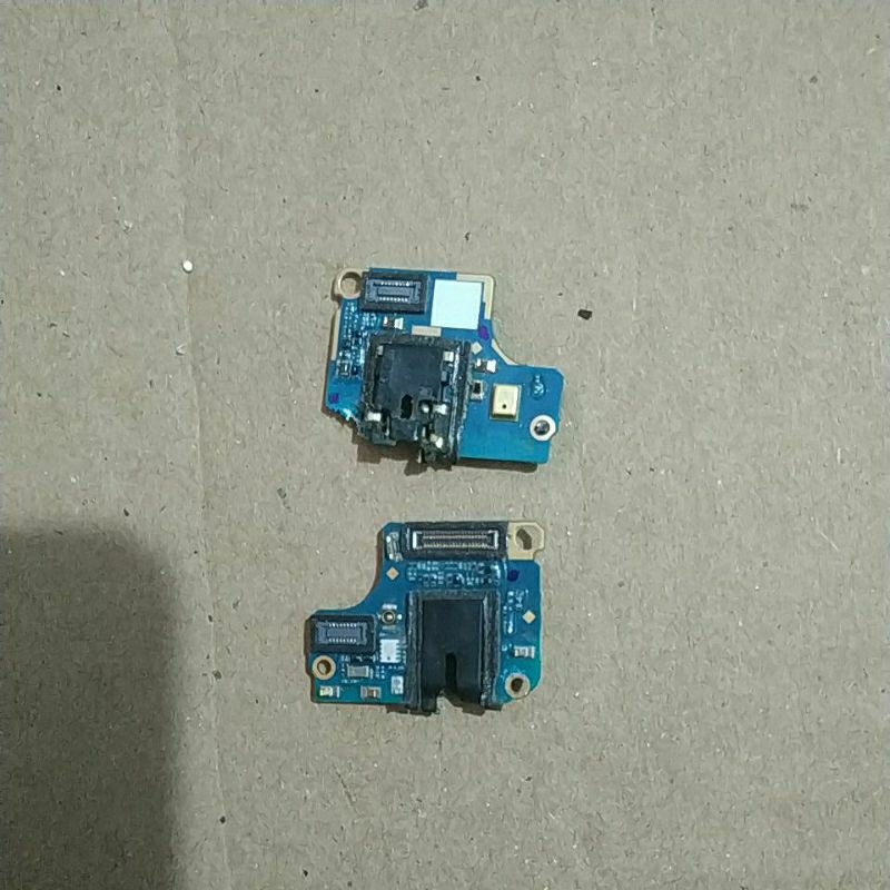 BOARD CAS BEKAS OPPO F1S