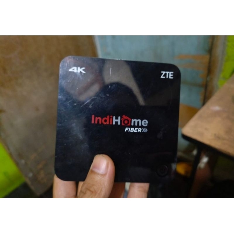 android tv box ZTE Indihome 4k kondisi ok