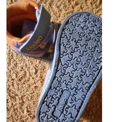 Sepatu anak cowok laki uk.26 boot  preloved