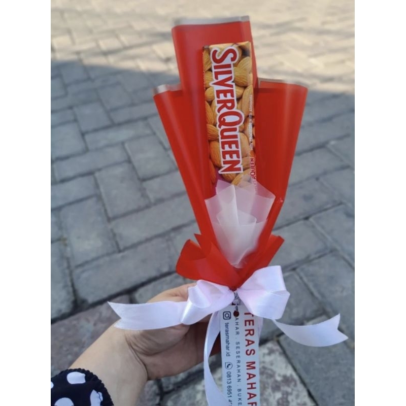 

Buket Silverqueen Single 57Gr/ buket coklat/ buket snack/ buket sempro/ buket ulang tahun TERASMAHAR