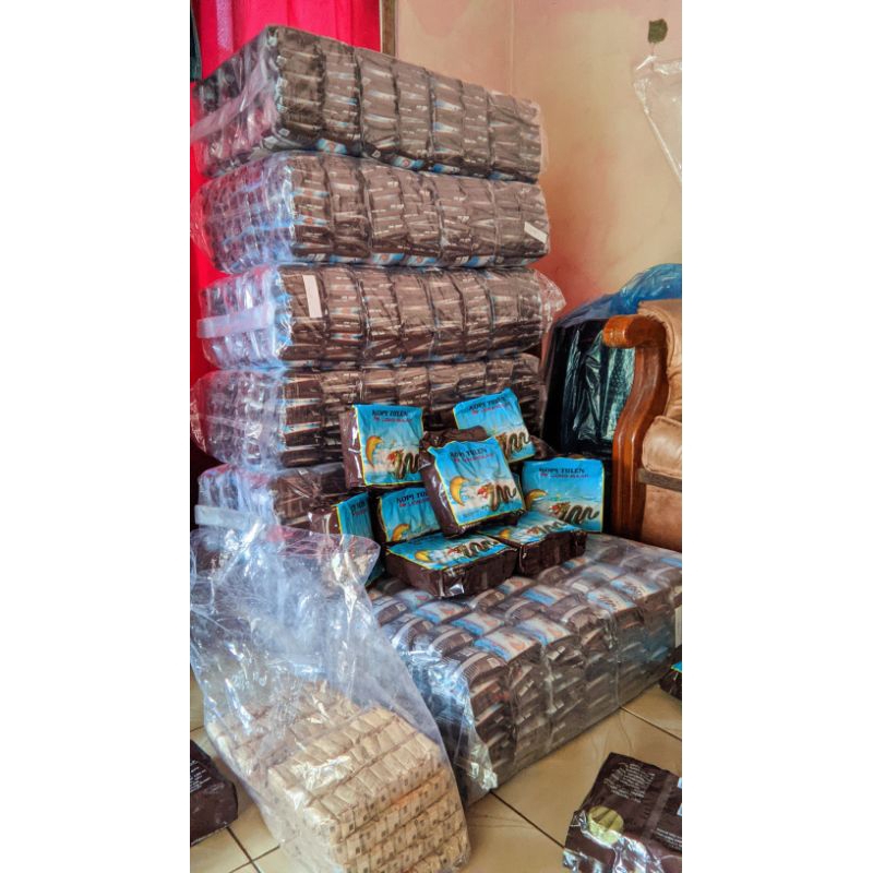 

KOPI Liong Bulan Plus Gula 1Pak 20 Pcs