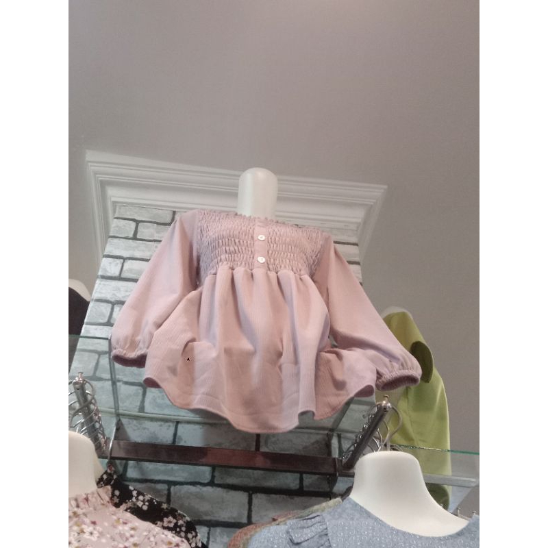baju atasan wanita model karet atas.