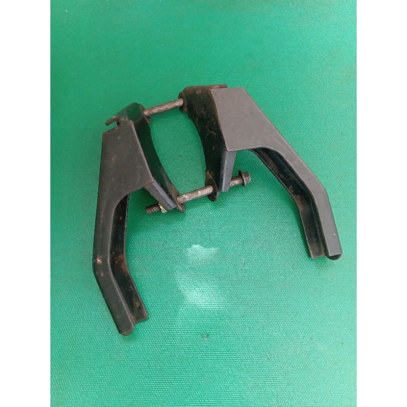 BRAKET DUDUKAN MESIN MINERVA MX150