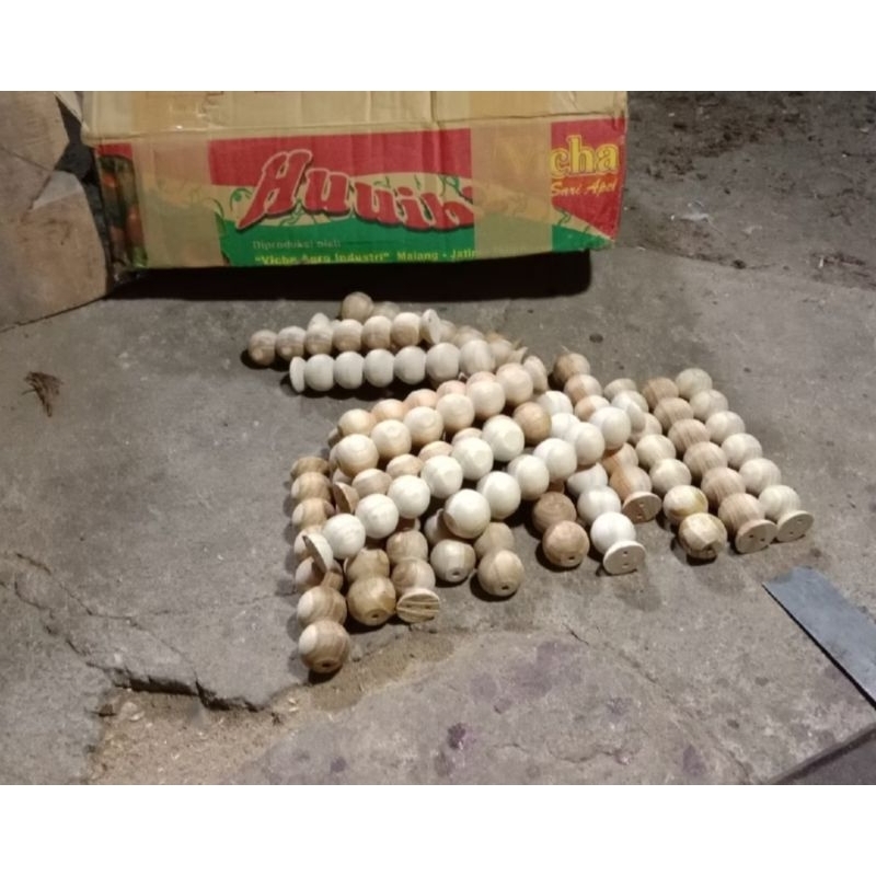 kaki sangkar bulat kayu jati.pentolan kaki sangkar