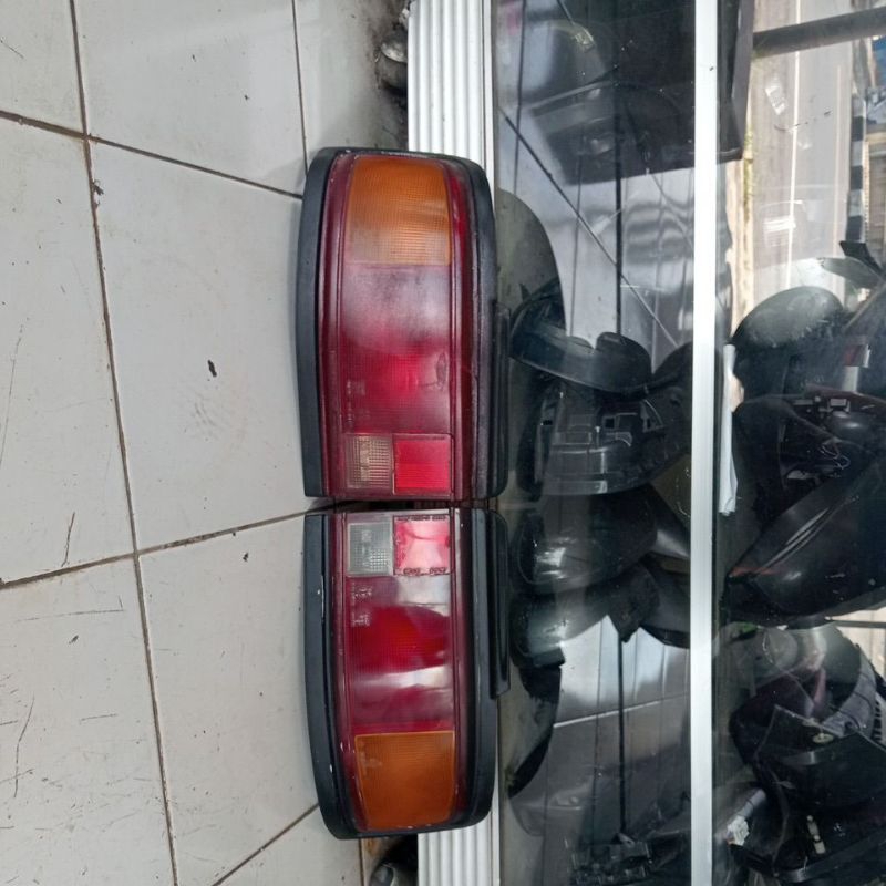 stoplamp Mazda 323