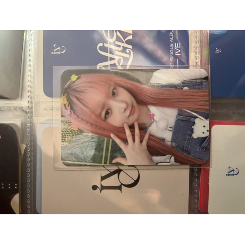 photocard Rei IVE