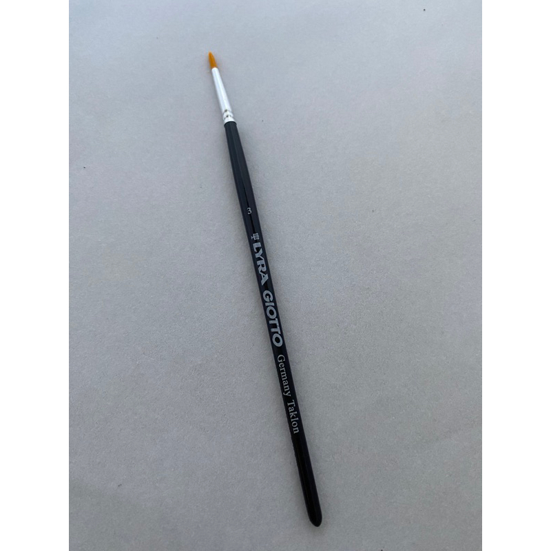 

Lyra giotto taklon art brush Round