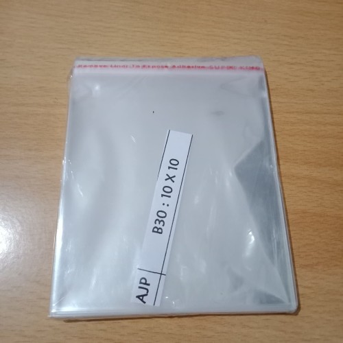 

Plastik OPP ukuran 10x10 untuk gantungan kunci