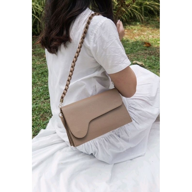 Shoulder Bag Tas Wanita Aesthetic Handbag-Freya Bag