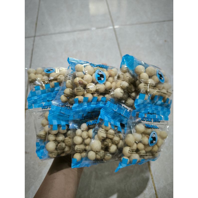 Kacang Atom Panda