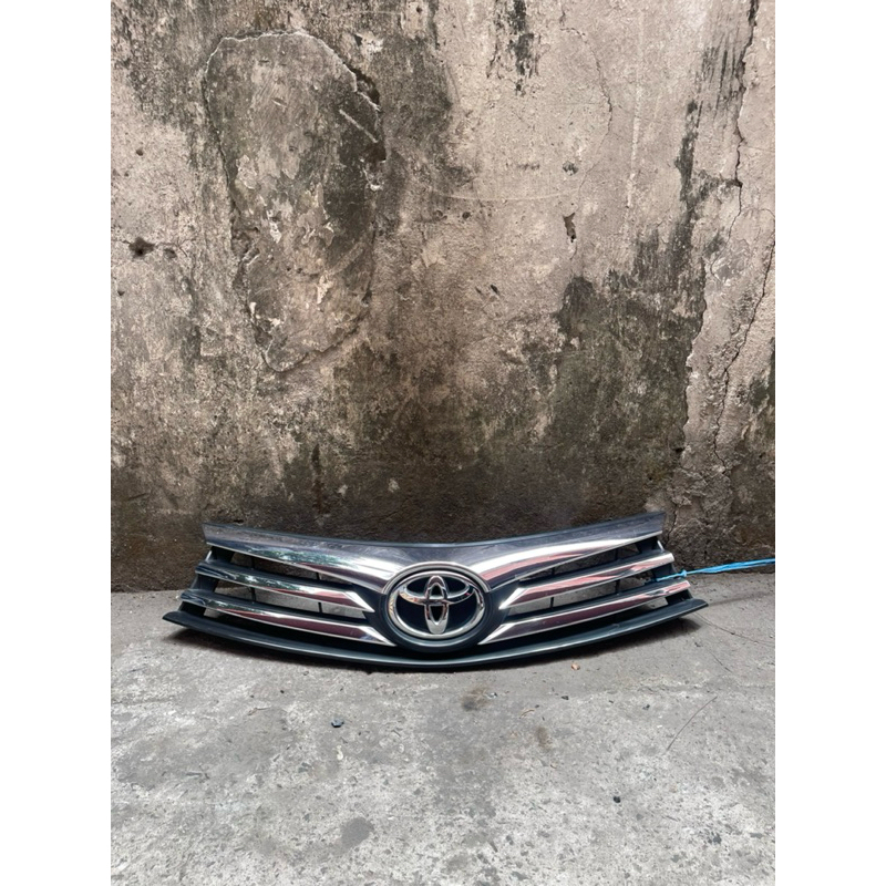 Grill Toyota Corolla Altis 2014~2018 Original
