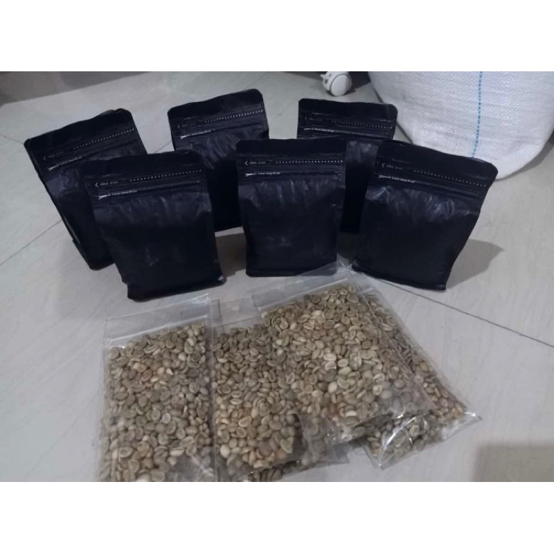 

READY GREENBEAN COFFEE ARABICA NATURAL CIWIDEY GRADE 1 ASLI INDONESIA 500gr