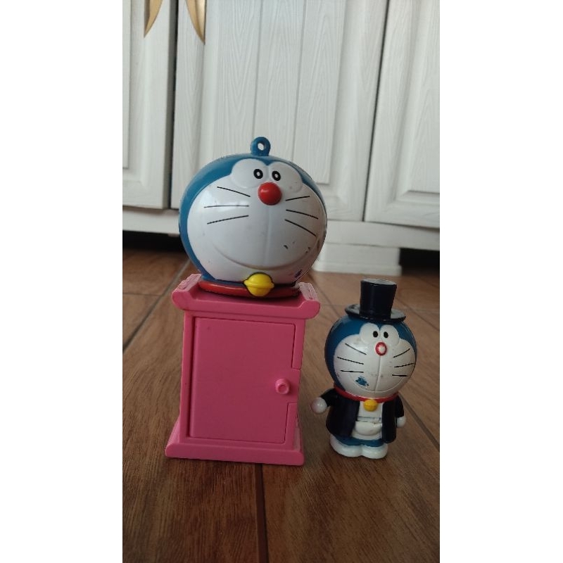 figure doraemon preloved