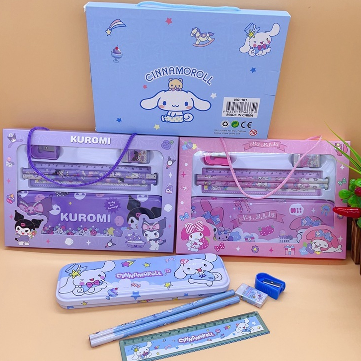 

STATIONARY SET SANRIO ALAT TULIS SET LENGKAP KOTAK PENSIL ANAK HADIAH ANAK TULIS KOTAK PENSIL TEMPAT PENSIL SET LENGKAP - HELENA SET