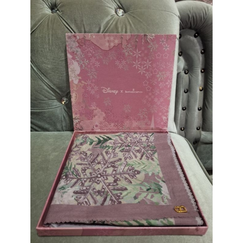 Preloved Buttonscarves Frozen Purple Dove