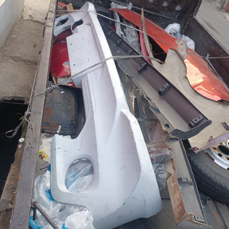 bodykit depan avanza luxury 2013 sd 2015 original depan