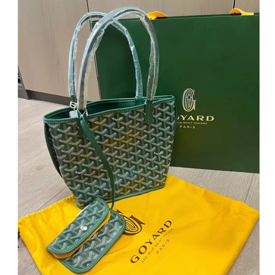 Goyard Mini Anjou Tote Shoulder Bag can be reversed