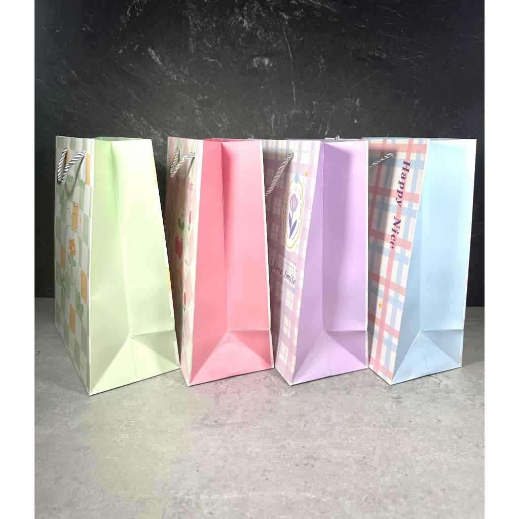 

(Lsn)PAPERBAG SD-9096 M / PAPERBAG MOTIF BUNGA