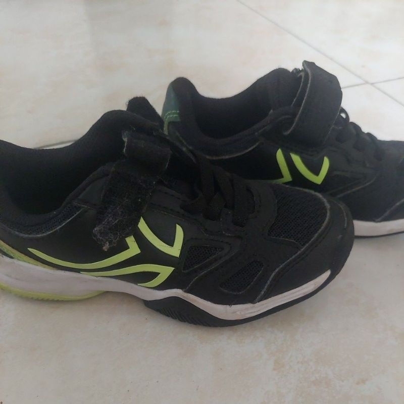 Preloved Sepatu anak Decathlon