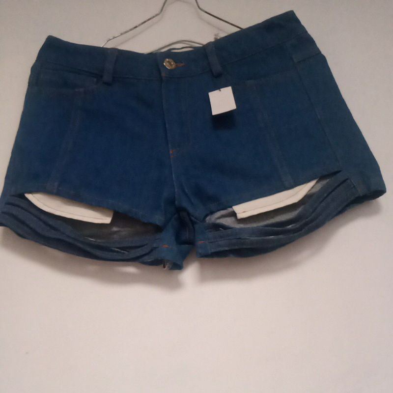 preloved hotpants wanita