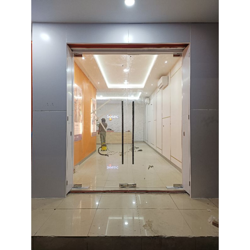 pintu floorhinge kaca tempered 12 mm