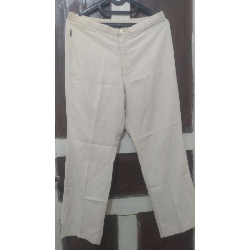 PRELOVED CELANA BAHAN WANITA UNTUK KERJA SIZE L MERK MOUNT FASHION