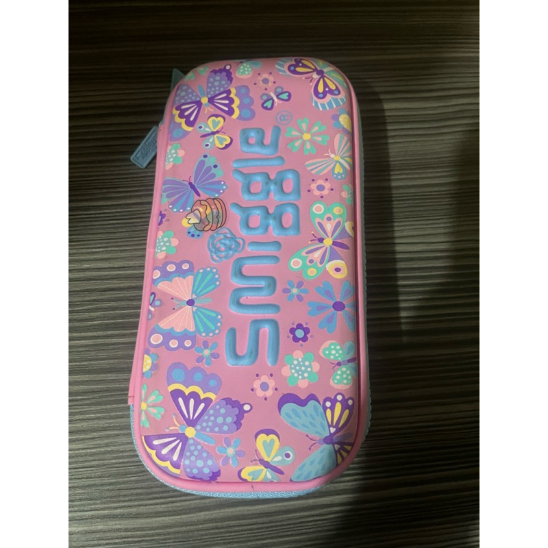 

tempat pensil smiggle