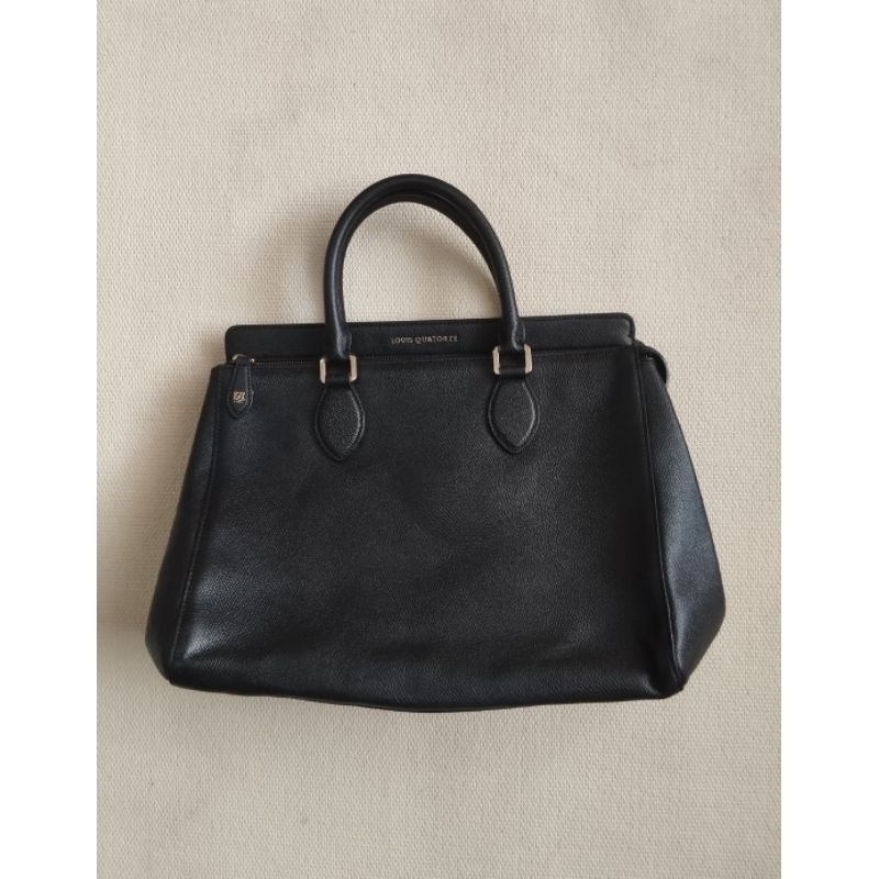 Louis quatorze sling bag