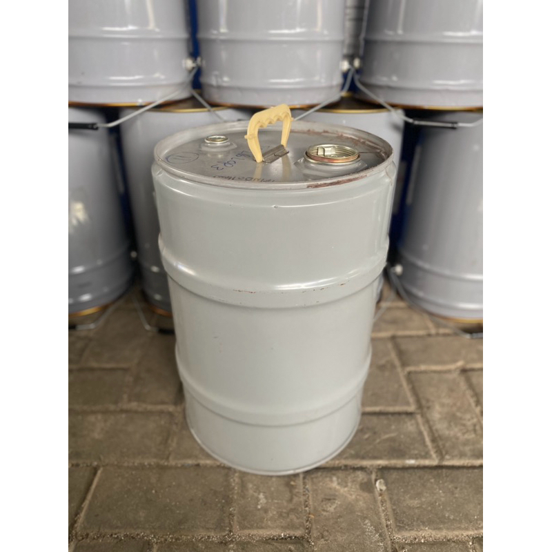 Drum besi bekas 30 liter BBM