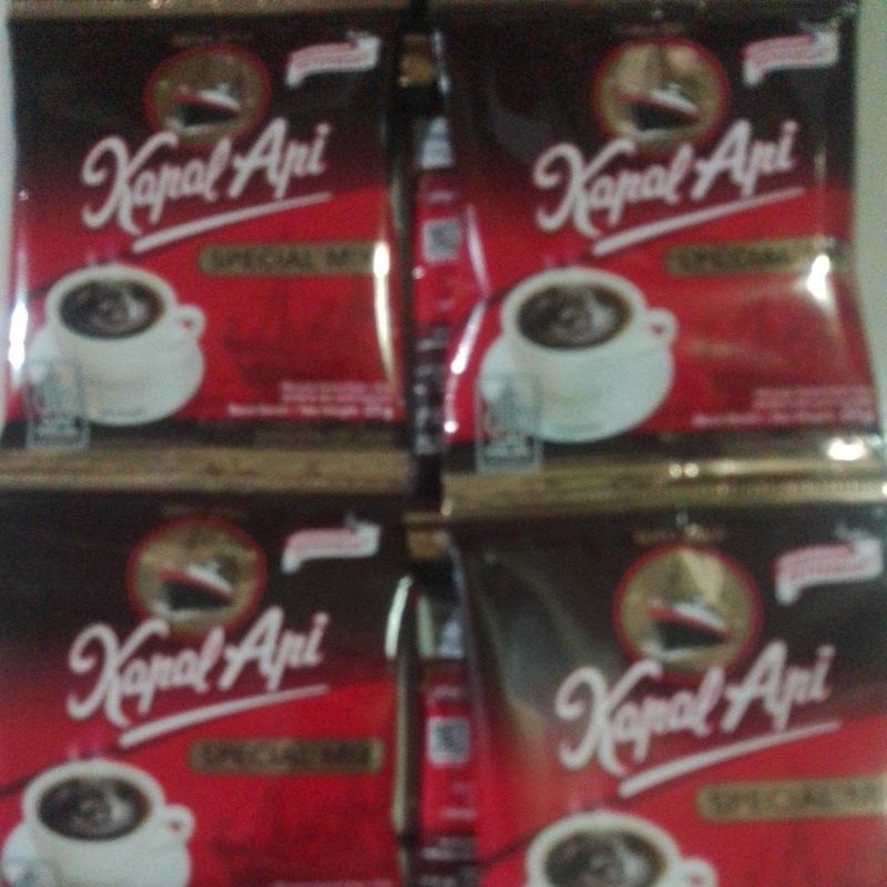 

Kopi Kapal Api SpesialMix 23gram ( 1 renceng isi 10saset)