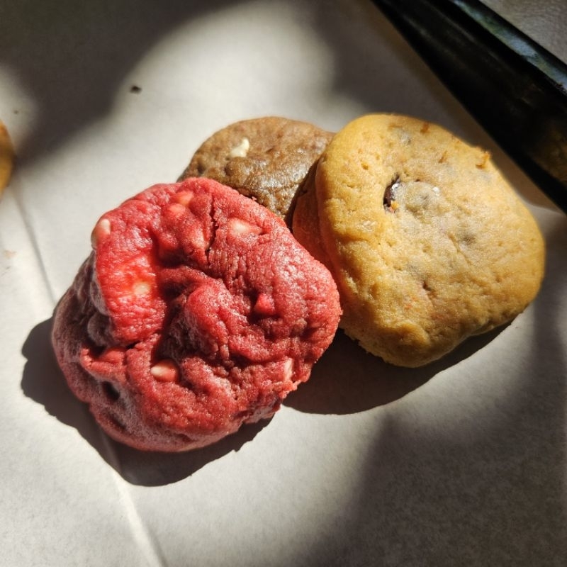 

cookies by Amaira Kukkī