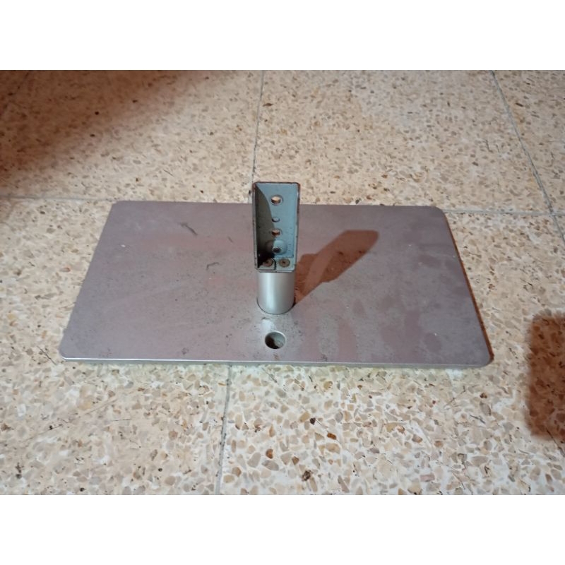 stand dudukan kaki tv led toshiba 32p2300vj