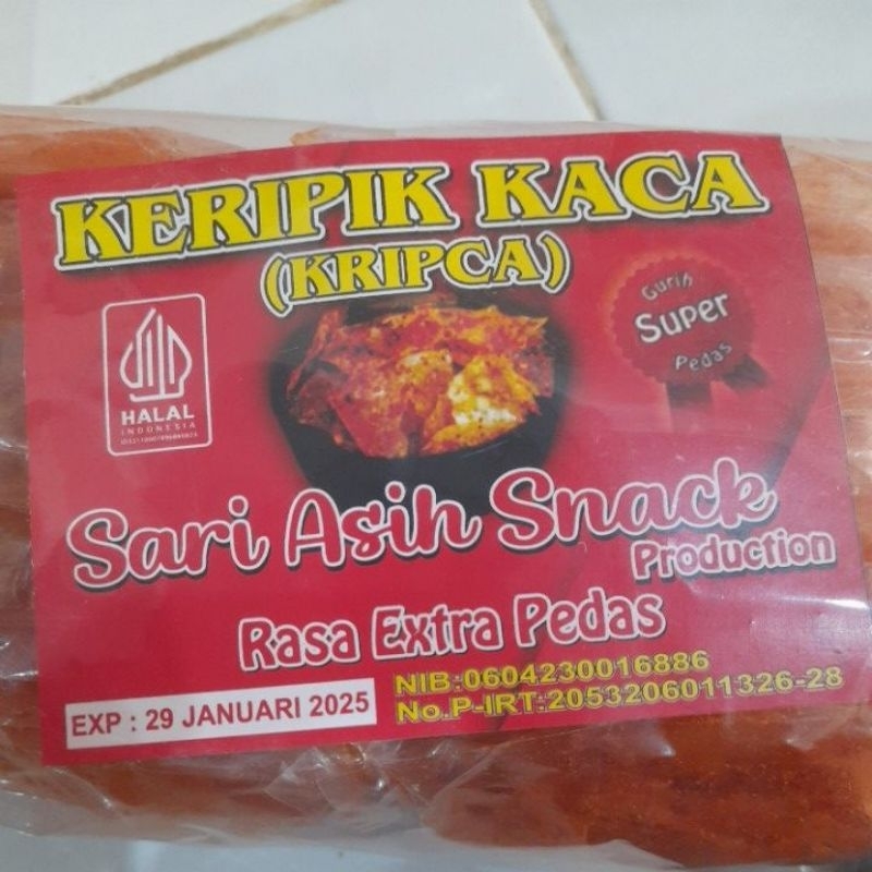 

KERIPIK KACA (KRIPCA) 1pack isi 20 ecer Rp.500