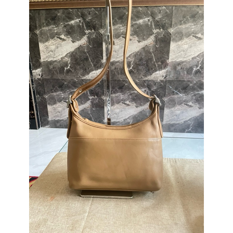 Tas sling Coach kulit tunggal