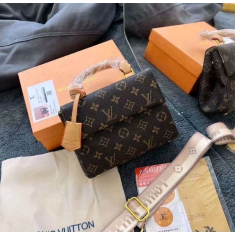 [Ready Stock] Tas Sling Pelakor Wanita Import SALE