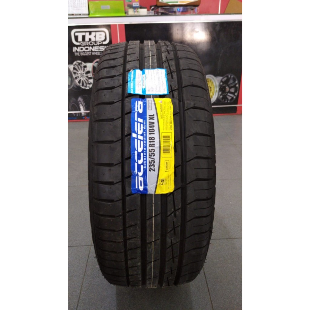 Ban Mobil Tubles Ring 18 235/55/18 CRV Accelera Iota ST68 235 55 R18
