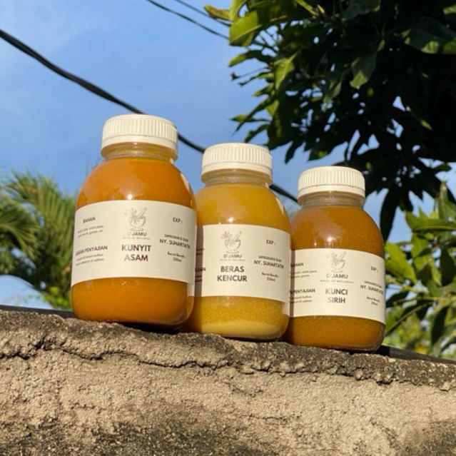 

Jamu Kunyit Asam - Beras Kencur - Kunci Sirih