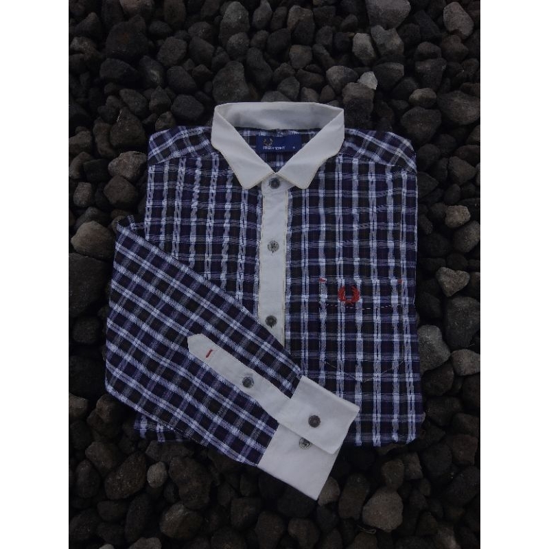 kemeja fred perry
